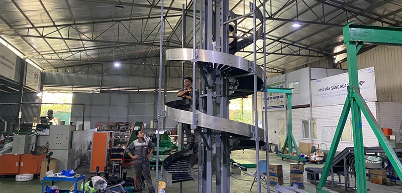 Băng tải xoắn ốc